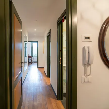 Guesthost - Castelvittorio Medieval Getaway! Roomy