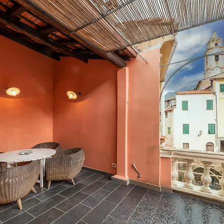 Castelvittorio Medieval Getaway! Roomy Apartment Castel Vittorio