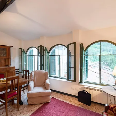 Castelvittorio Medieval Getaway! Roomy Apartment