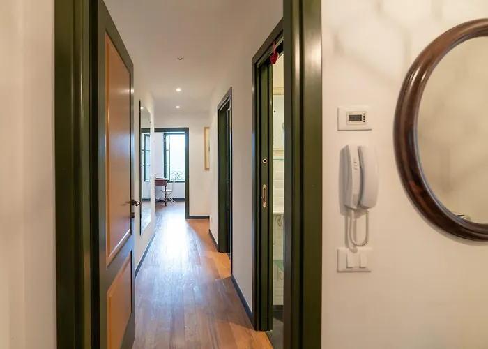 Guesthost - Castelvittorio Medieval Getaway! Roomy